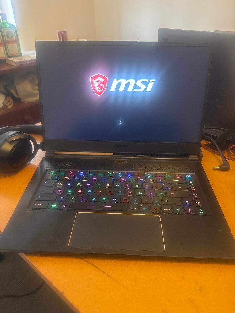 Ordinateur portable MSI GS 65 9-SF, Informatique & Logiciels, Msi, Utilisé, Gaming, Azerty