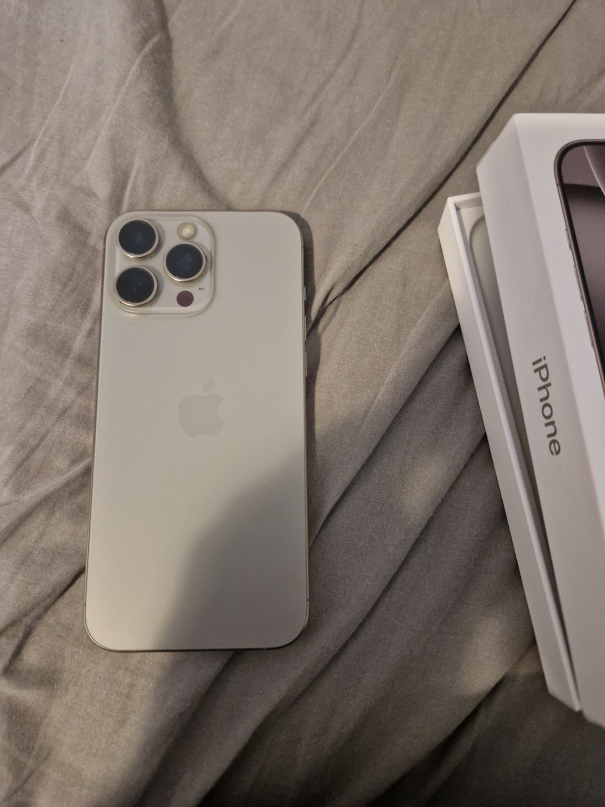 Iphone 16 pro max, Telecommunicatie, IPhone 16 Pro Max, Ophalen of Verzenden, Zo goed als nieuw, Zonder simlock