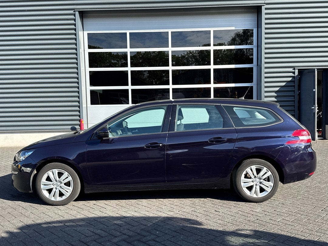 Peugeot 308 SW 1.6 BlueHDI Blue Lease Pack, Navigatie, Cruis, Auto's, Voorwielaandrijving, Gebruikt, 4 cilinders, Blauw