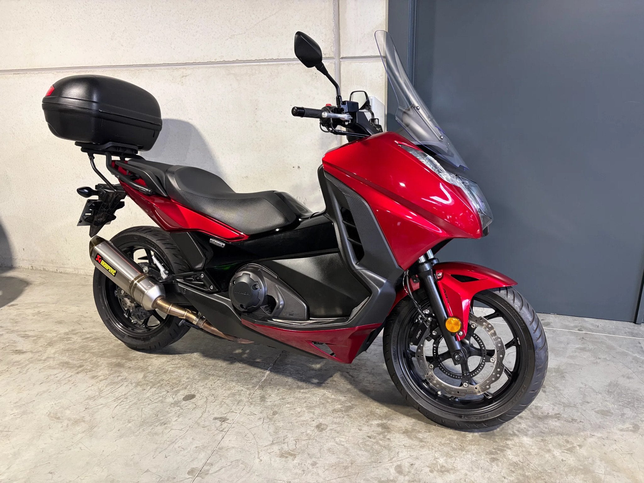 Honda Integra 750 luxe scooter/moto met Akrapovic en topcase, Entreprise, Scooter, 750 cm³