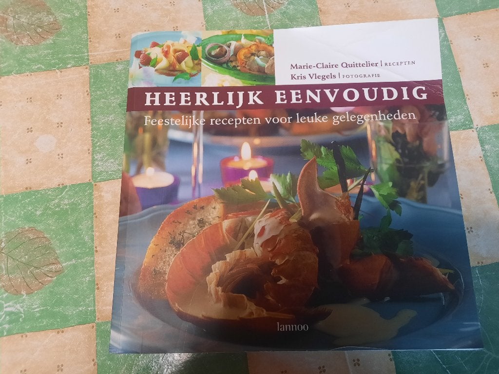 mooi boek heerlijke eenvoudige feestelijke recepten, Ophalen of Verzenden