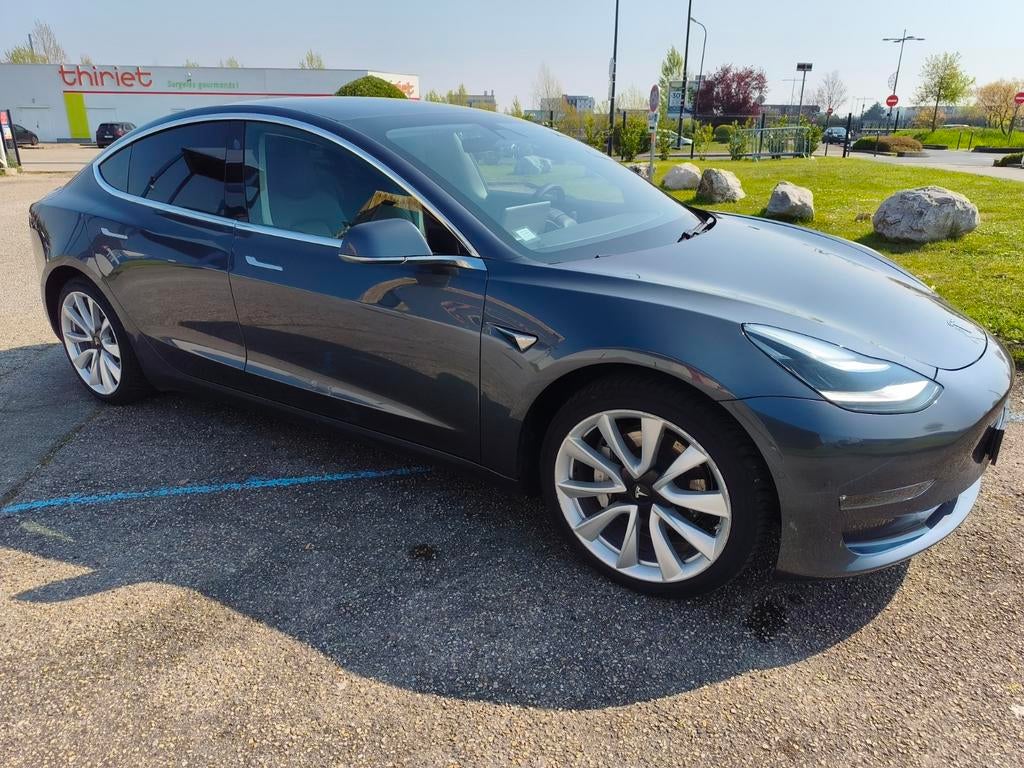 Tesla modèle 3 Long Range Dual motor, Autos, Argent ou Gris, Achat, Automatique, Particulier