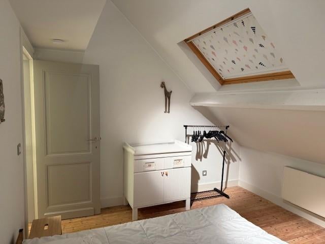 KAST MET VERZORGINGSTAFEL BABY, Kinderen en Baby's, Kinderkamer | Commodes en Kasten, Ophalen, Zo goed als nieuw, Kast