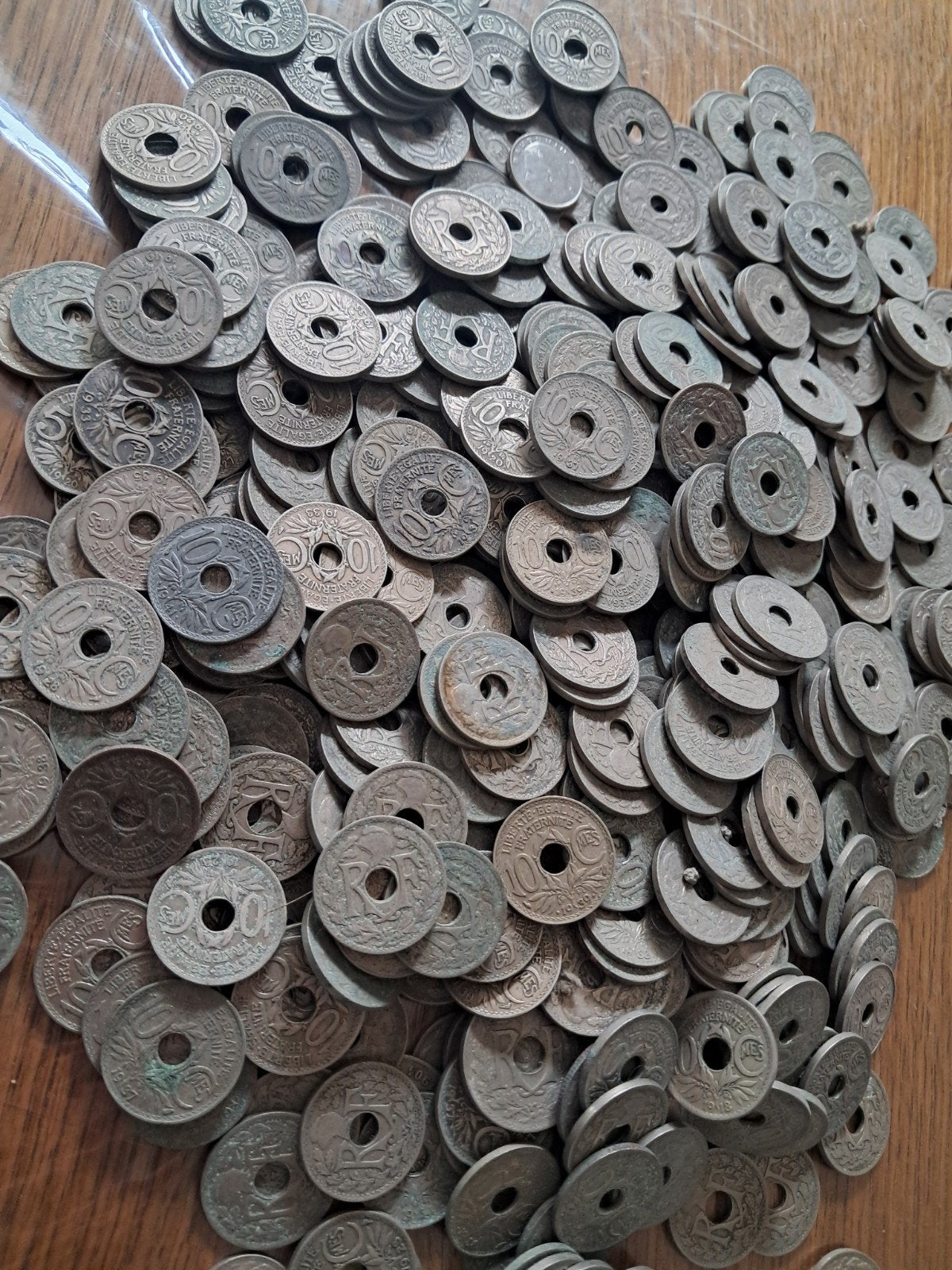 pièces 10 centimes, Enlèvement, 10 centimes