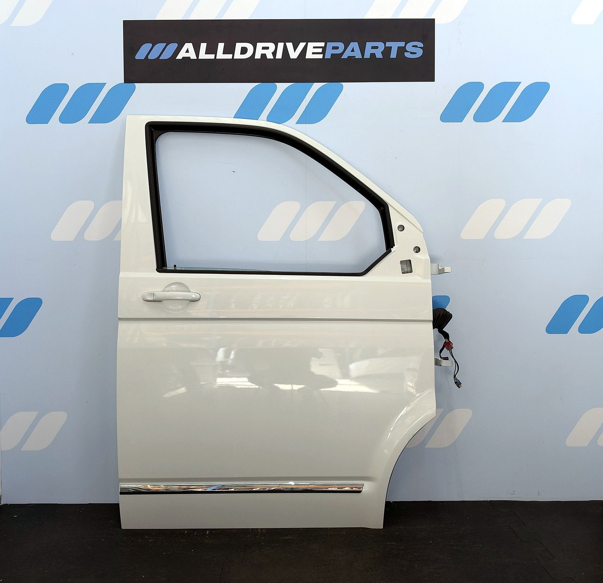 VW T6 voorportier rechts parelmoer wit L0K1 7LA831056