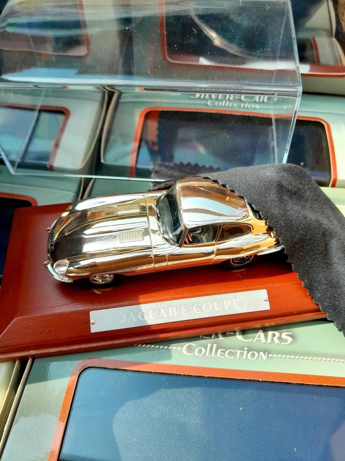 Silver-cars, Enlèvement