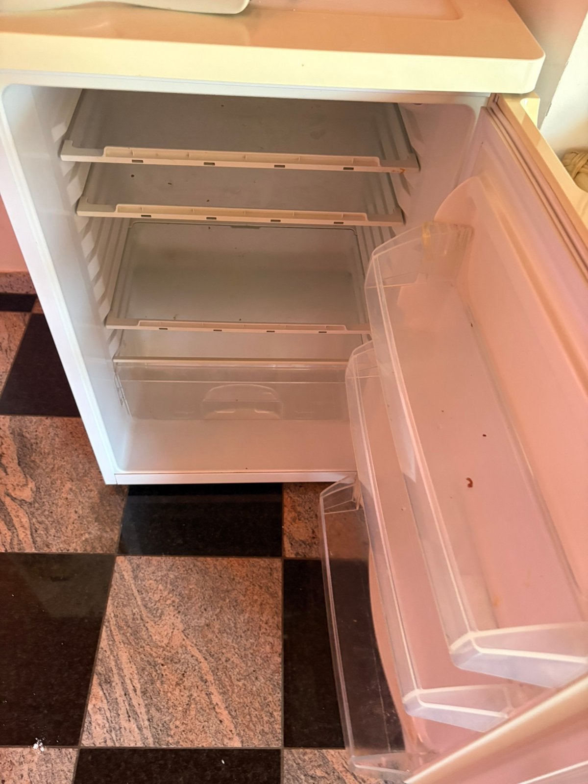 Frigo, Enlèvement, Utilisé, Sans bac à congélation