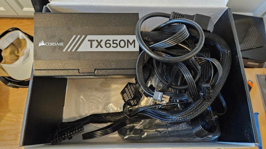 Bloc d'alimentation Corsair TX650M, Enlèvement ou Envoi, Comme neuf