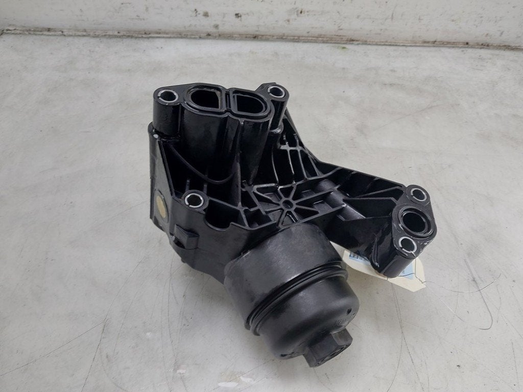 BOITIER FILTRE HUILE Volkswagen Transporter T6, Utilisé, Volkswagen