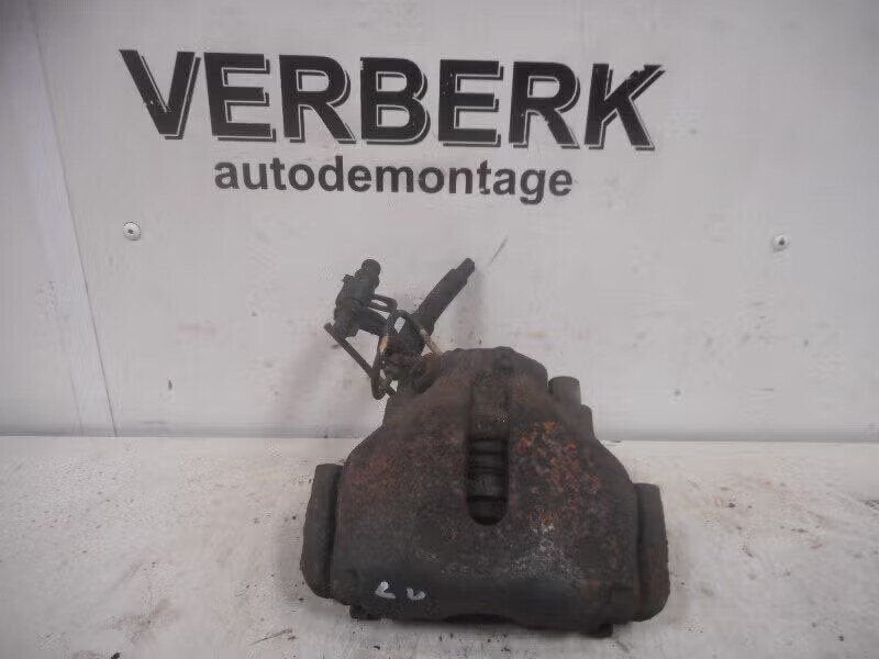 REMKLAUW LINKS VOOR Audi A4 (B6) (01-2000/01-2005) (886), Enlèvement ou Envoi, Auto-Union-Straße 1, 85057 Ingolstadt, DE, Info@audi.de