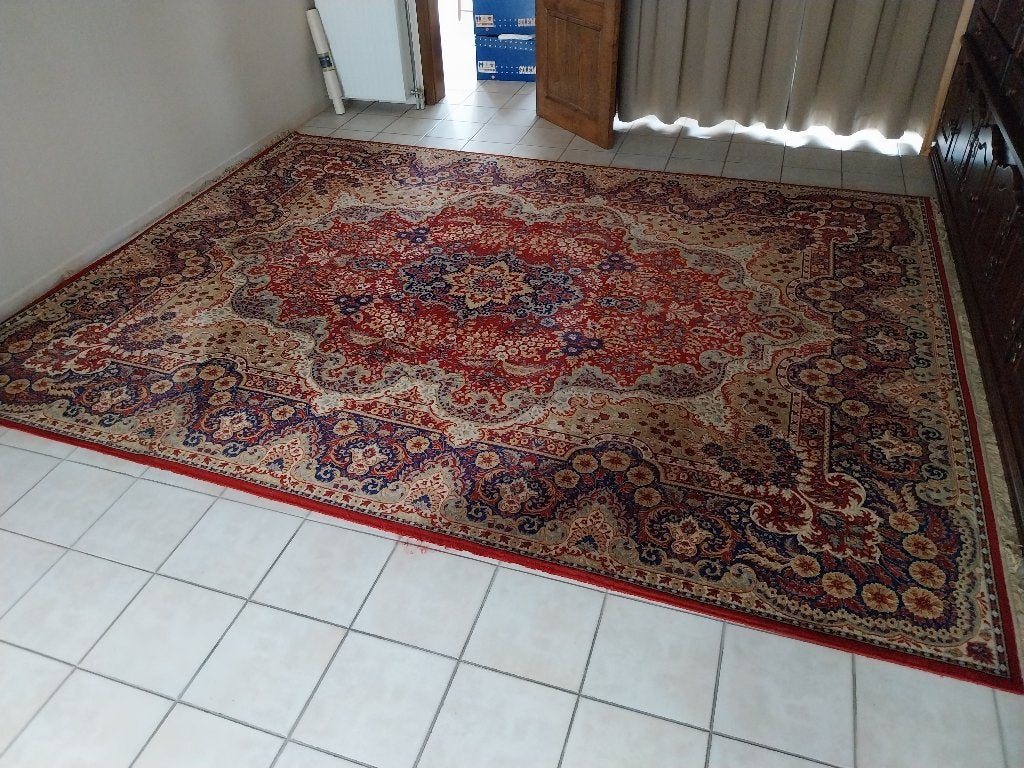 Grand tapis 2, Enlèvement