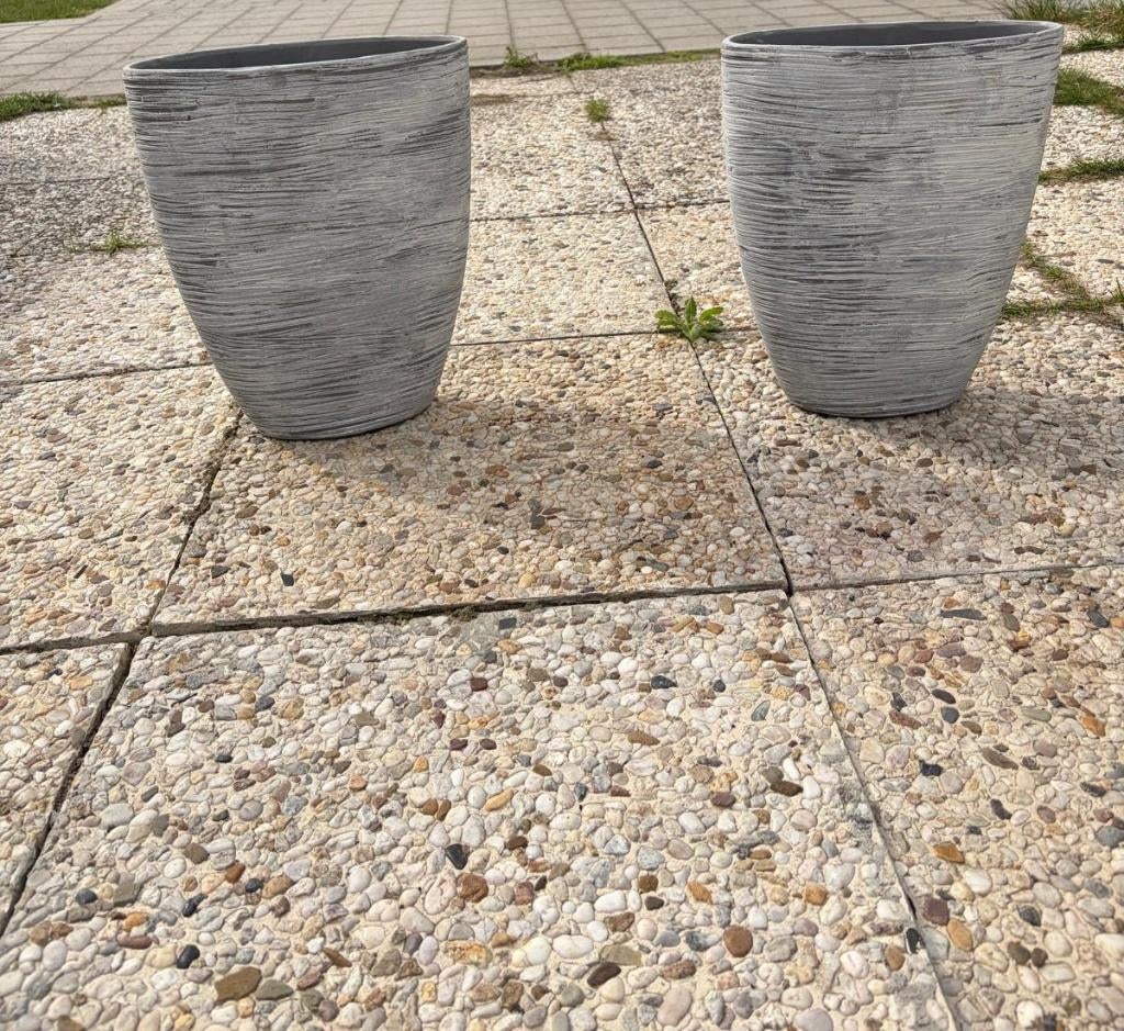 plantenbakken 2 stuks 70 EUR - let op: zijn zwaar, Tuin en Terras, Ophalen