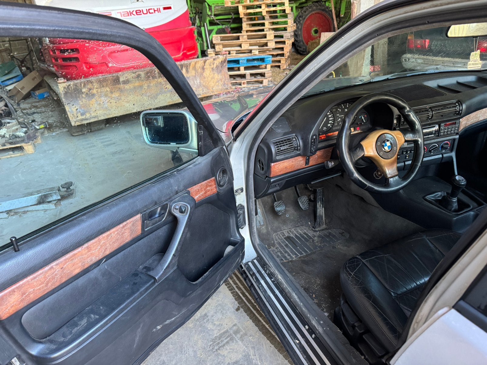 Bmw 735i 1990, foto 10