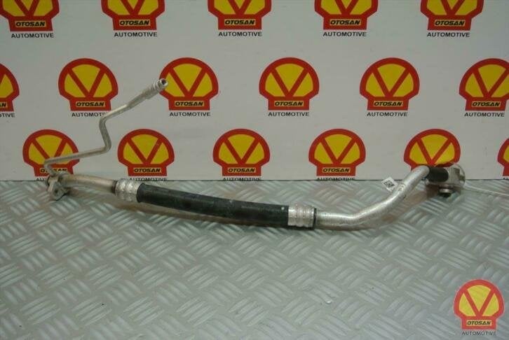 tuyau airco audi a4 8w tuyau airco 8w1820740a, AUDI AG, Auto-Union-Strasse 1
85045  Ingolstadt, DE, Audi, Utilisé