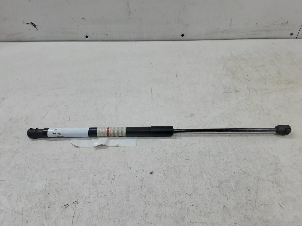GASDRUKVEER Audi A1 (8X1 / 8XK) (8X3827552), Gebruikt, Audi