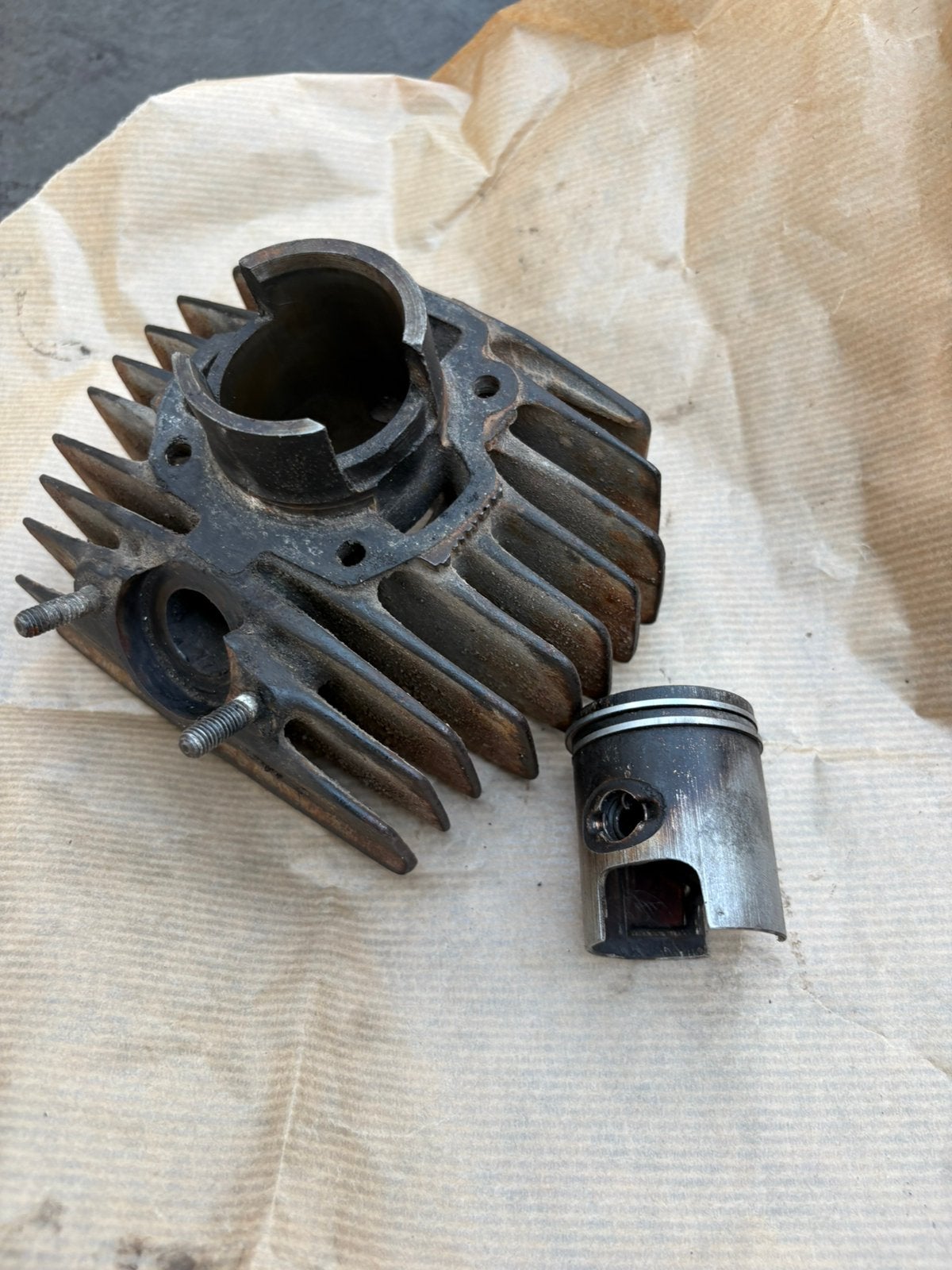 honda camino px originele P2 kl b cilinder, Fietsen en Brommers, Ophalen of Verzenden, Gebruikt, Cilinder