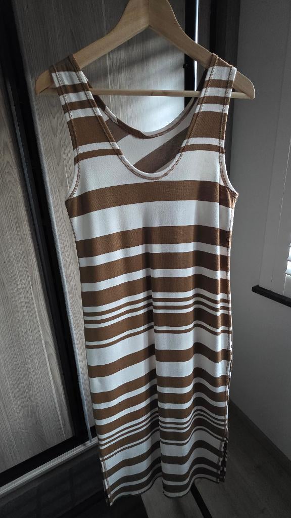 Kleed merk green ice maat medium, Kleding | Dames, Jurken, Zo goed als nieuw, Onder de knie, Green Ice, Ophalen