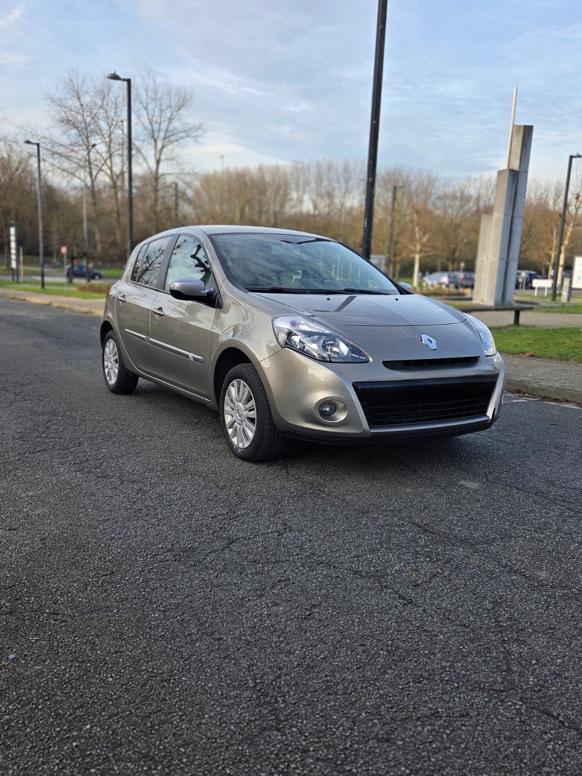 Renault Clio benzine Automatique ( full opties), Achat, Entreprise, Garantie prolongée, Entretenue par le concessionnaire