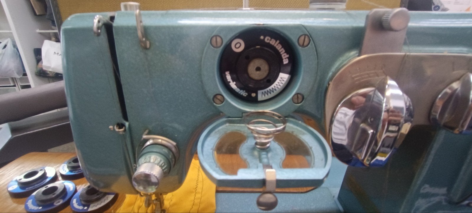 Machine à coudre ancienne Calanda Varimatic – Suisse – 7 dis, Enlèvement