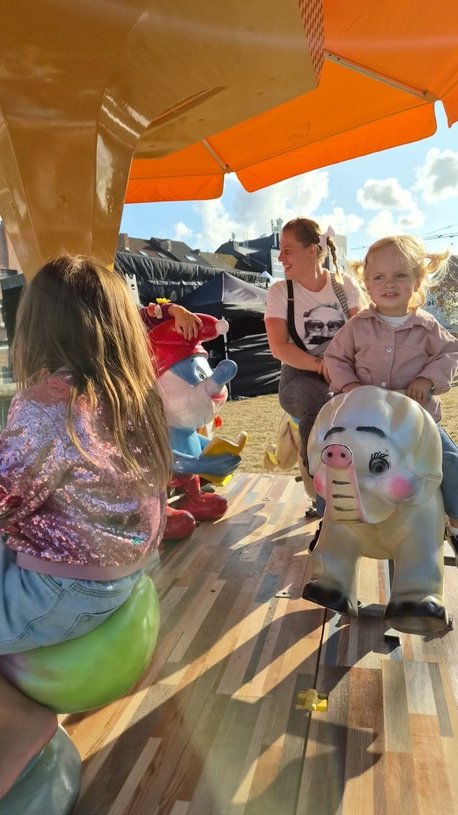 Draaimolen attractie  TE HUUR, Kinderen en Baby's, Speelgoed | Buiten | Speeltoestellen, Ophalen