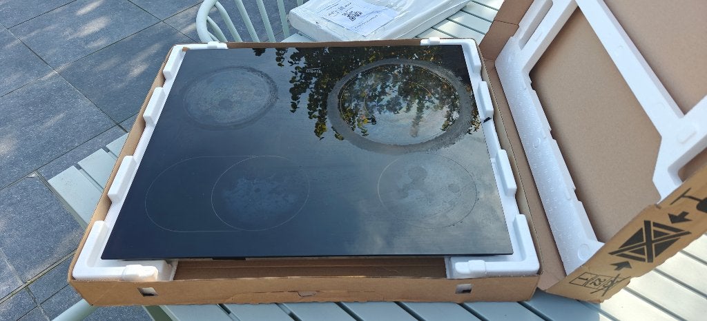 BEKO, Taque encastrable vitro 60cm nis 56, 4 zones de cuisson, Enlèvement, Utilisé, Encastré