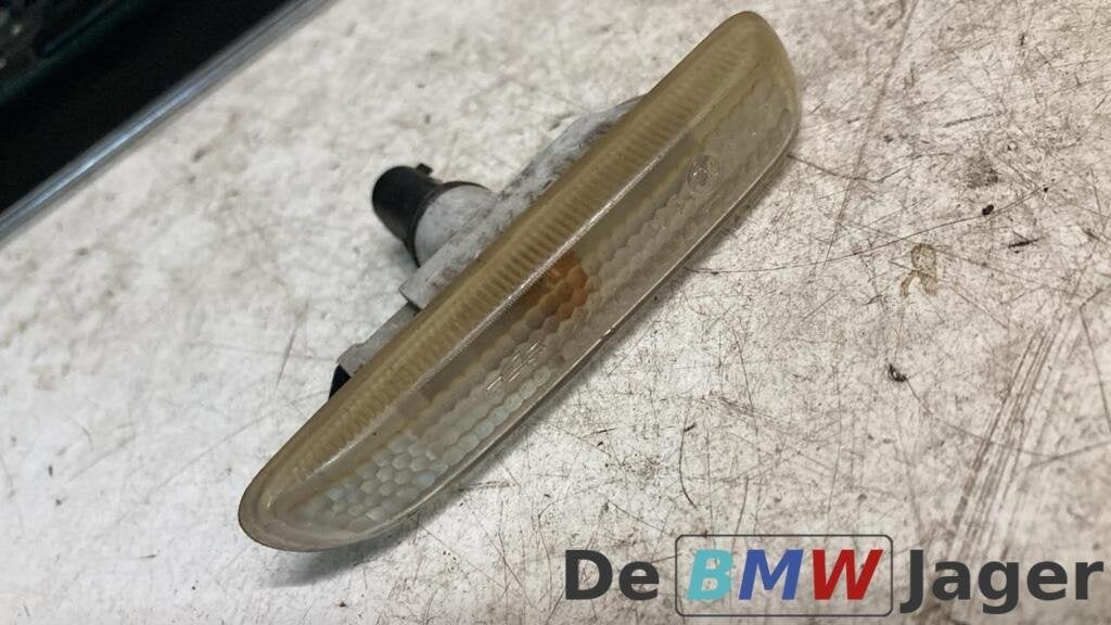 Knipperlicht scherm wit links BMW 3-serie E46 2228591, Auto-onderdelen, Gebruikt, Ophalen of Verzenden, BMW, BMW