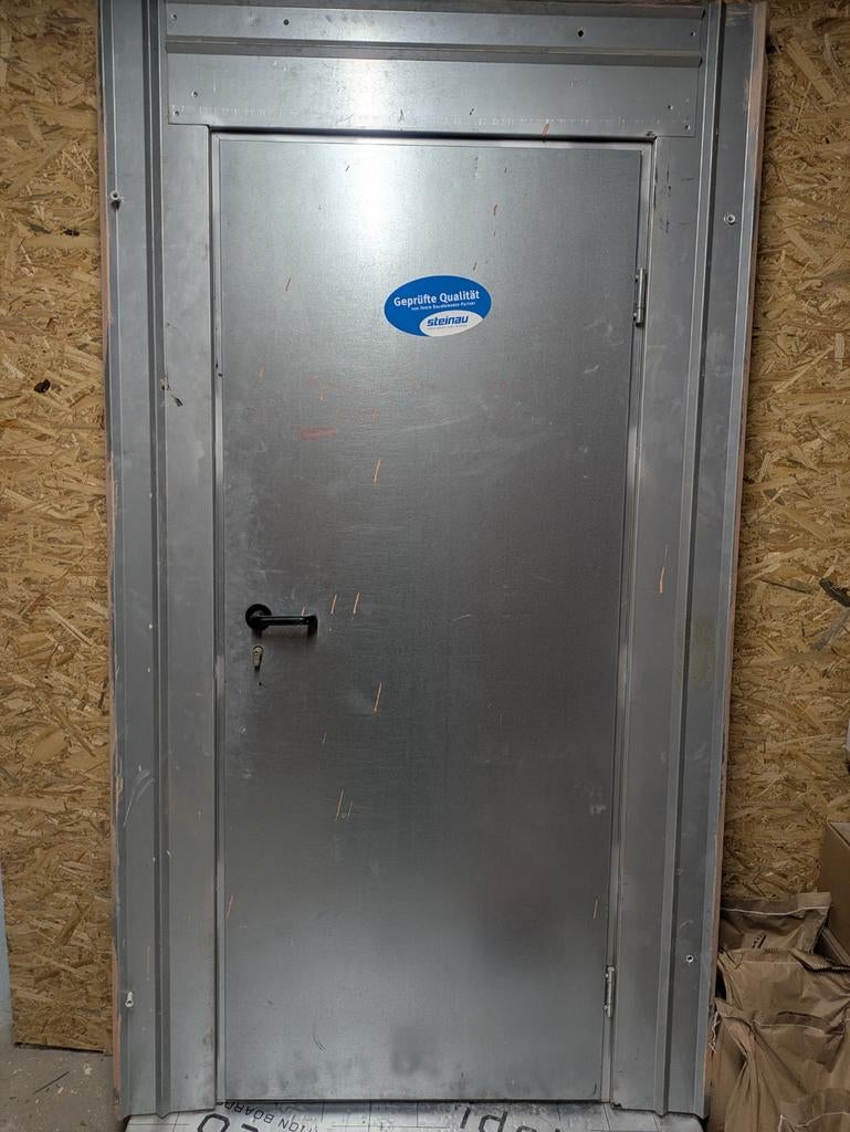 Porte de chantier, Articles professionnels, Enlèvement