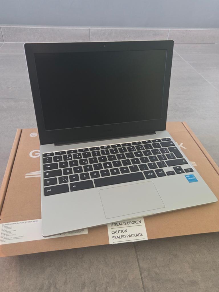 Galaxy chromebook go - nieuw nooit ingeschakeld, Computers en Software, Ophalen of Verzenden, Nieuw