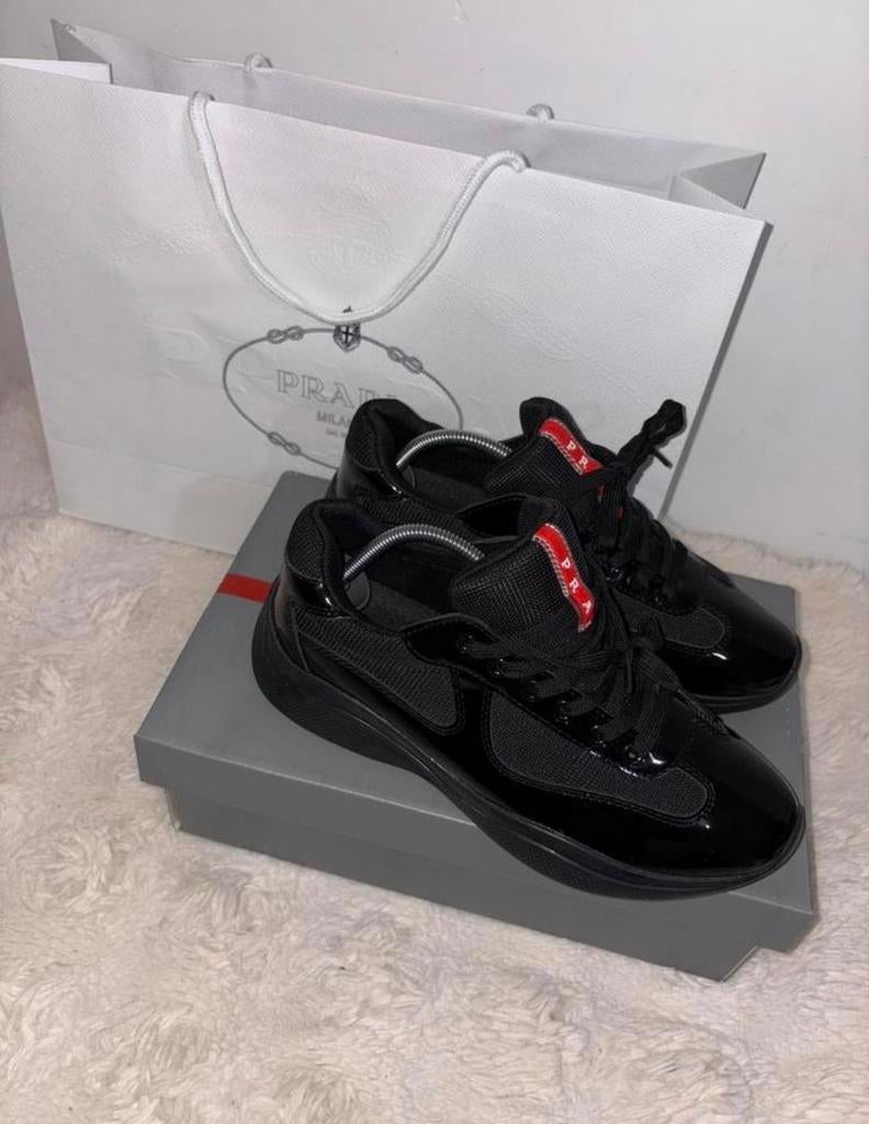 Prada cup noir, Ophalen of Verzenden, Zo goed als nieuw, Zwart