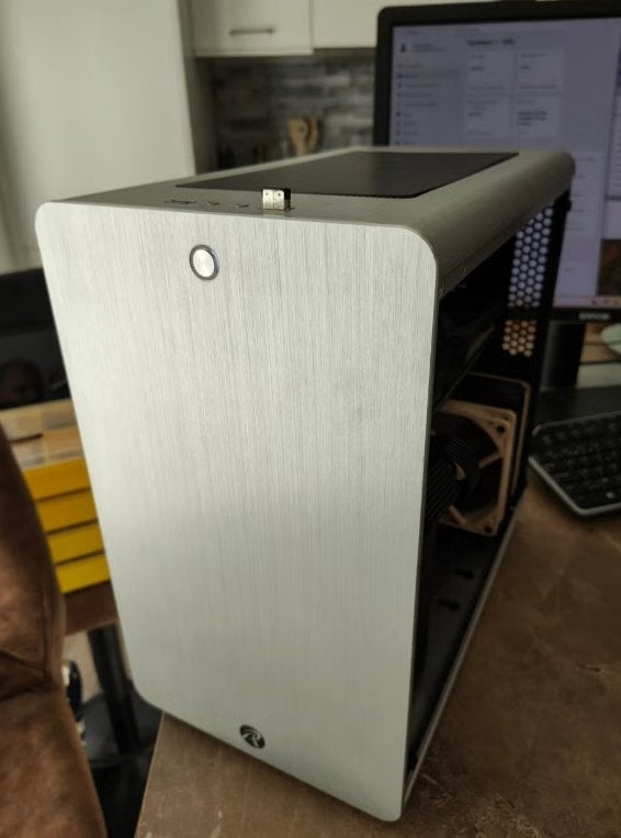 Gaming computer win 11 met watercooling, Computers en Software, Ophalen, Gebruikt, Custom game PC, Gaming