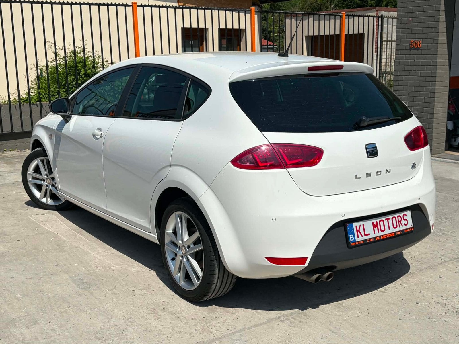 SEAT LEON ÉDITION FR 2.0CR TDI 140CV 189 000KM CARPASS 2012, Autos, Seat, Euro 5, Achat, Entreprise, Noir