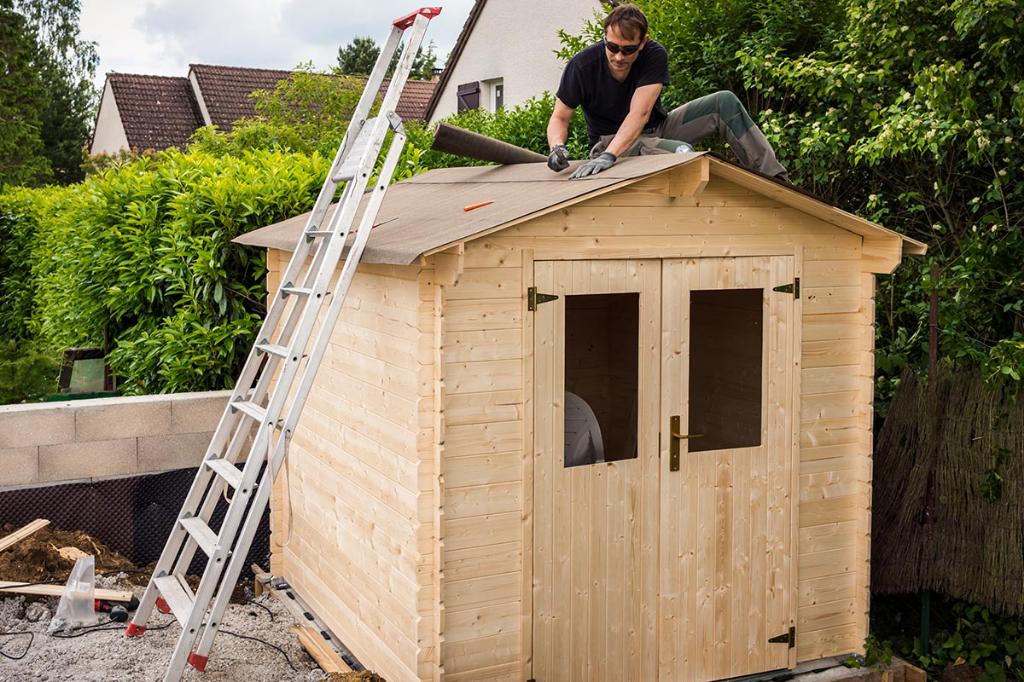 Monsieur propose aide bricolage&montage extérieur jardin, Offres d'emploi, Horaire variable, À partir de 10 ans, Autres formes