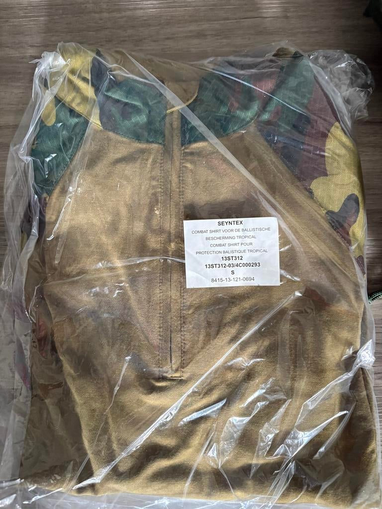 Tropen combat shirt, Ophalen