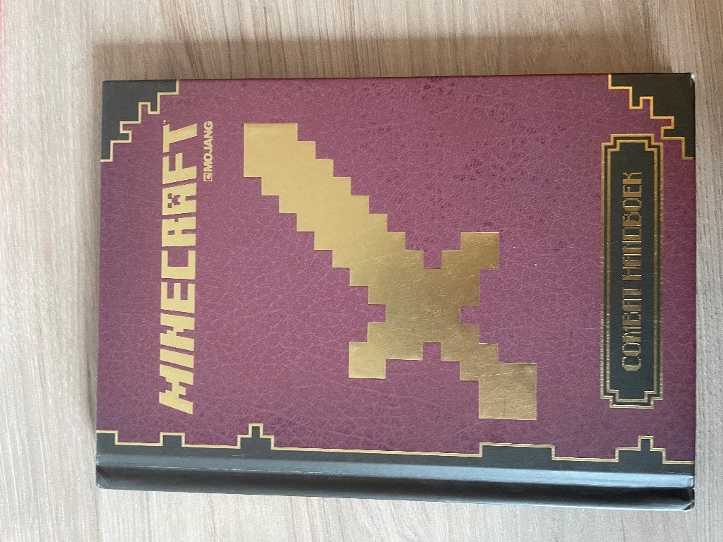 Minecraft Combat Boek, Boeken, Ophalen of Verzenden, Zo goed als nieuw, Minecraft