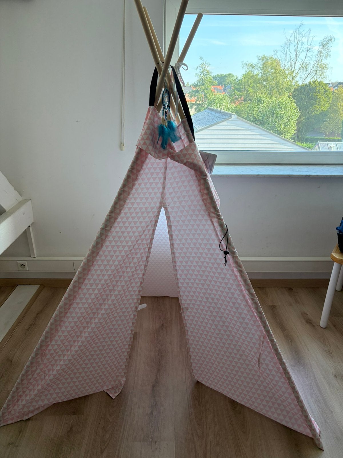 Tipi tent, Enfants & Bébés, Jouets | Tentes de jeu, Enlèvement, Comme neuf