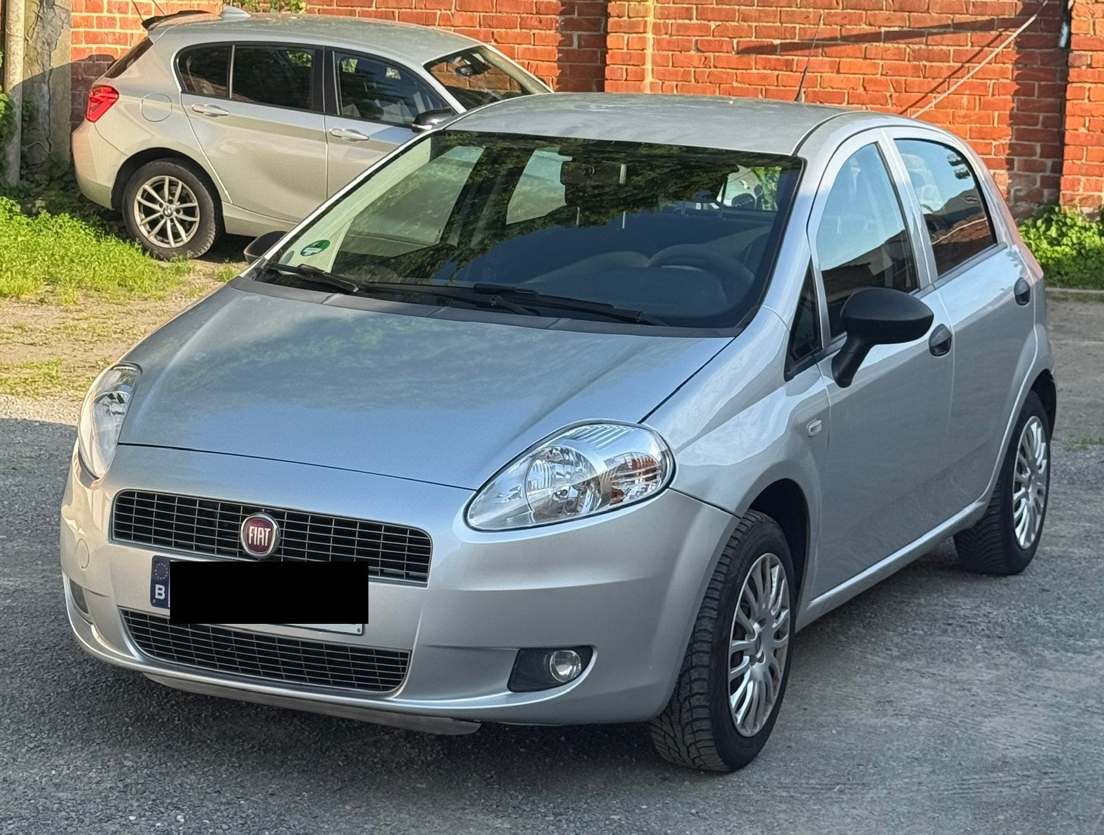 Fiat Punto essence avec climatisation, Autos, Argent ou Gris, Boîte manuelle, Noir, 5 portes