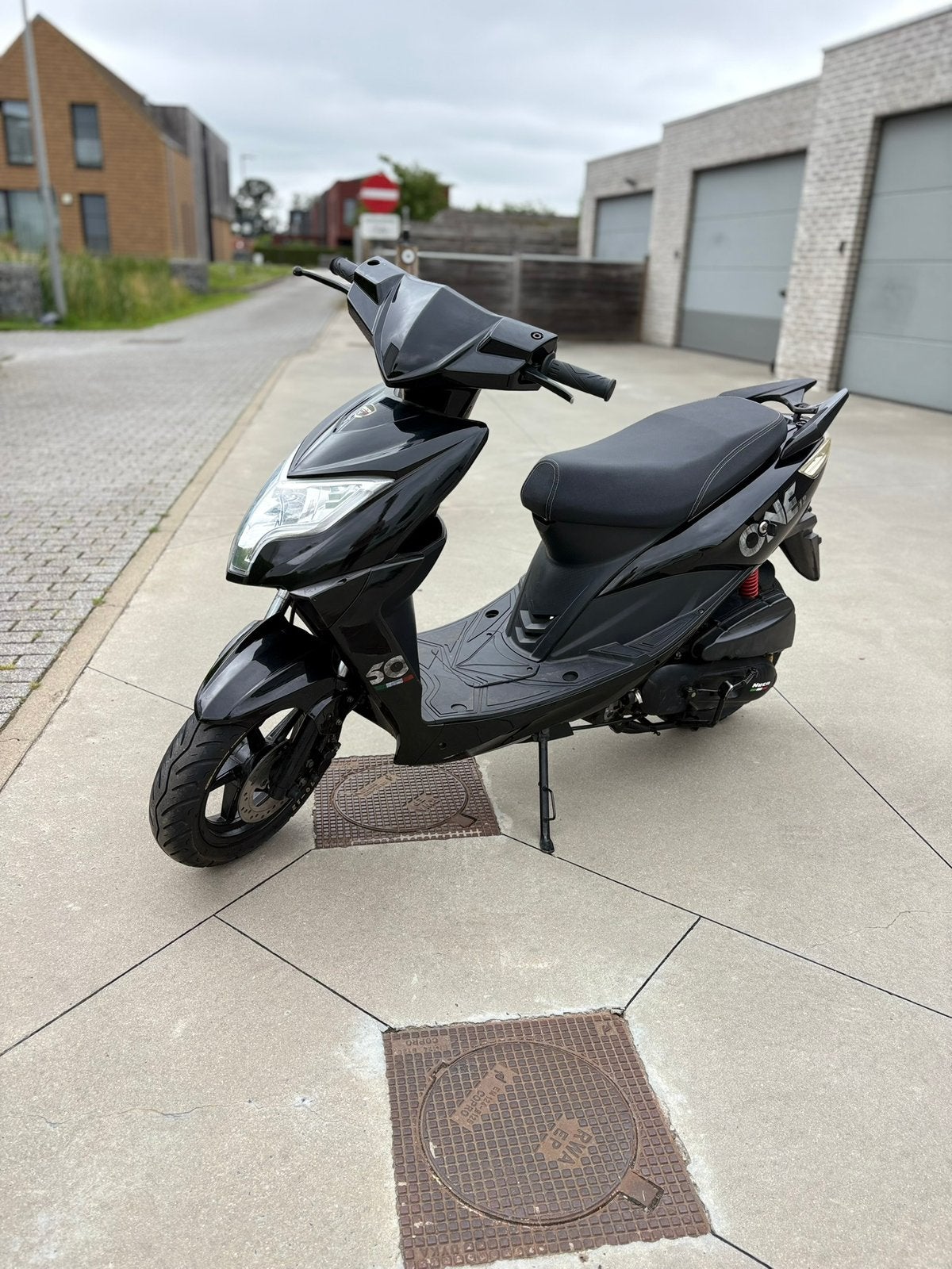 Scooter neco one 12 b klasse, Fietsen en Brommers, Ophalen, Gebruikt, 49 cc, Klasse B (45 km/u)