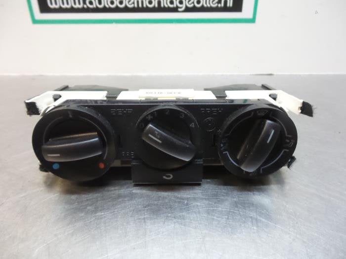Kachel Bedieningspaneel van een Volkswagen Fox (Fox 05-), Gebruikt, -, Volkswagen, -