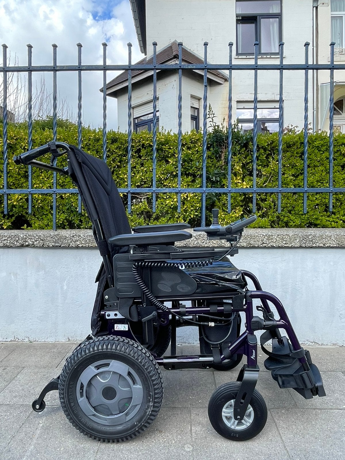 Opvouwbare elektrische rolstoel - Invacare Esprit 3 Action, Ophalen of Verzenden, Inklapbaar, Zo goed als nieuw, Elektrische rolstoel
