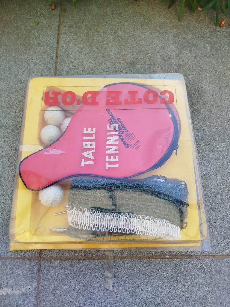 retro pingpongset met pallet en netje voor op (keuken)tafel, Sport en Fitness, Tafeltennis, Ophalen of Verzenden, Gebruikt, Net, Batje(s) of Balletje(s)