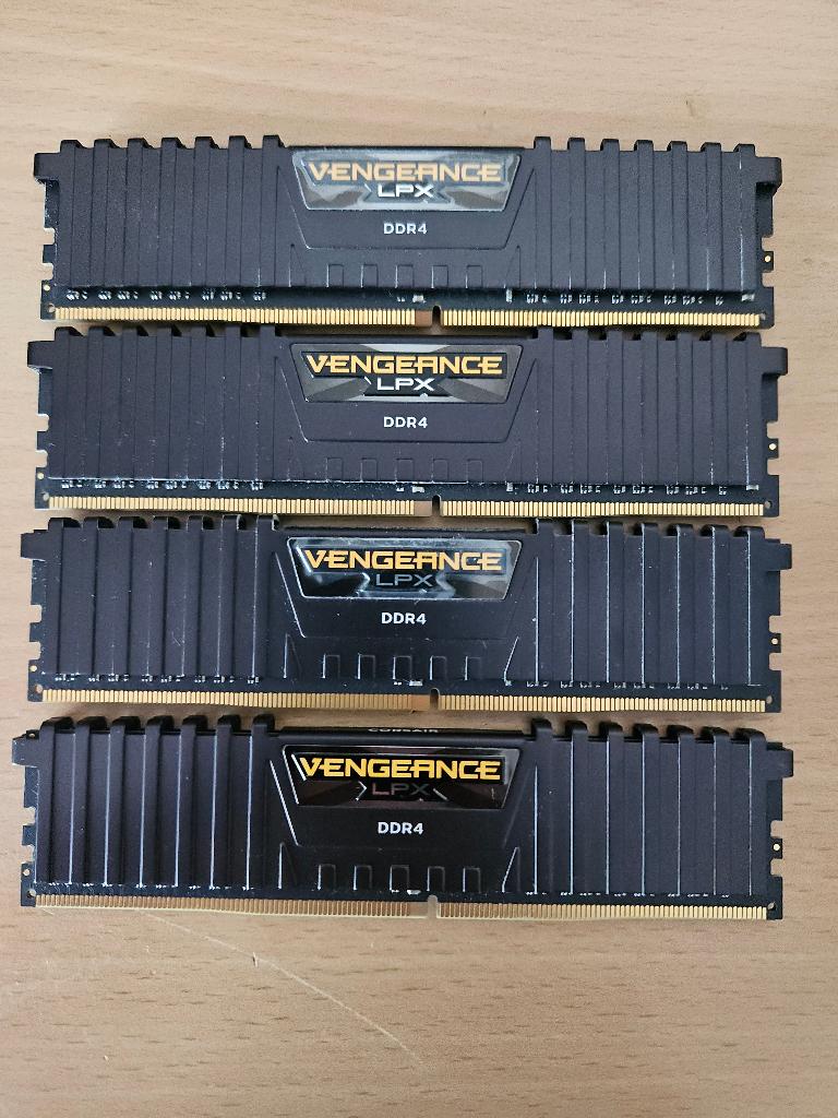 Ram DDR4 Corsair Vengeance LPX 3200 32 GB (4 x 8) - CL16, Computers en Software, RAM geheugen, Ophalen, Gebruikt, 32 GB, DDR4