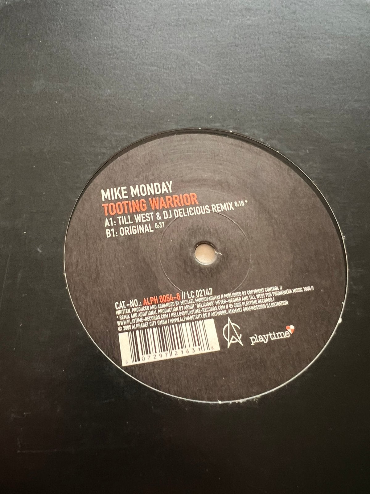 Mike monday - tooting warrior, Cd's en Dvd's, Vinyl | Dance en House, Ophalen of Verzenden, Zo goed als nieuw