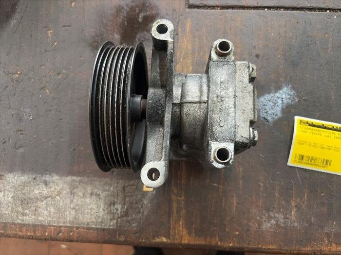 Pompe direction assistée d'un Ford Fiesta, -, 3 mois de garantie, -, -