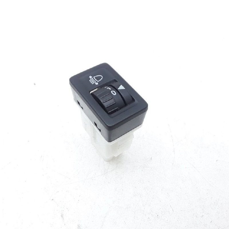COMMUTATEUR PHARE REGLAGE C Swift (ZA / ZC / ZD1 / 2/3/9), Utilisé, Suzuki