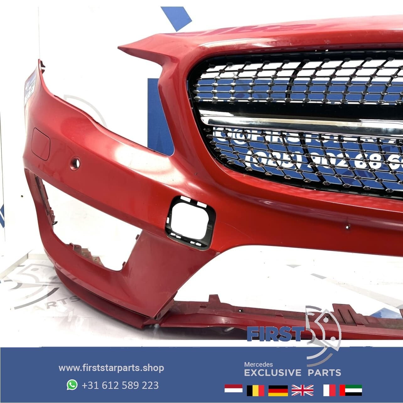 W156 BUMPER GLA AMG VOORBUMPER + DIAMOND GRIL ROOD WIT ZWART, Gebruikt, -, Voor, Ophalen of Verzenden