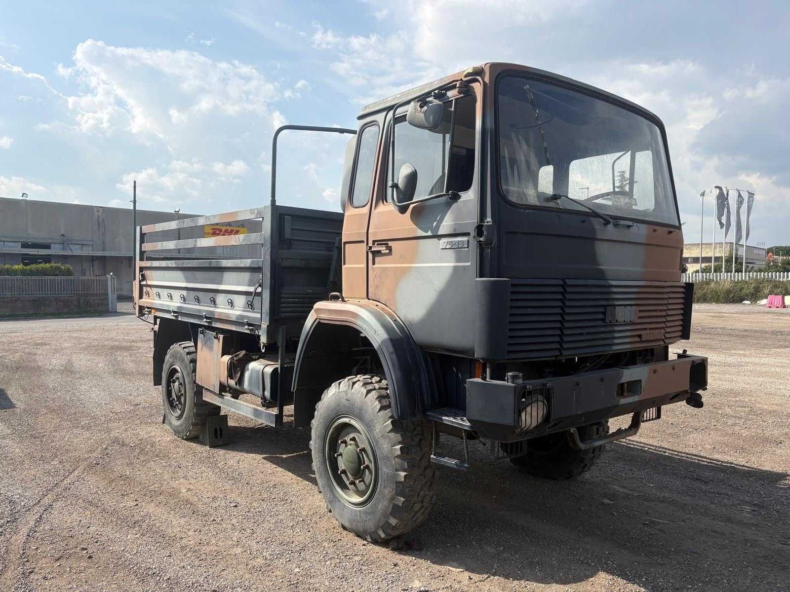 Iveco Magirus 75-13 4x4 Vrachtwagen voor opmaak of onderdele, Auto's, Vrachtwagens, Iveco, Overige brandstoffen, Bedrijf, Te koop