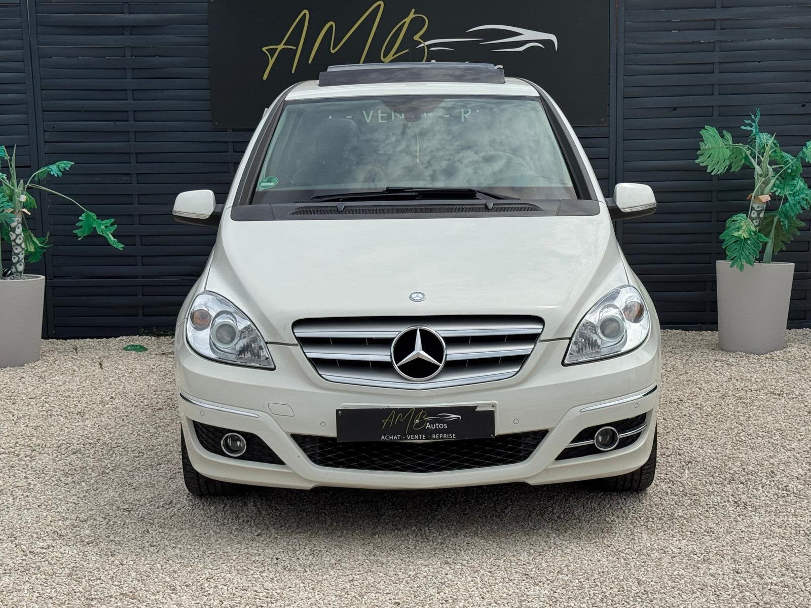 Mercedes-Benz B 180*/*BOITE AUTO+TOIT OUVRANT+CLIM+JANTES*/*, Euro 5, Achat, Entreprise, Carnet d'entretien