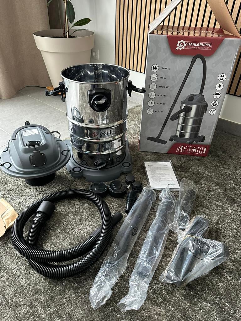 Stofzuiger Stahlgruppe SFI S30L NIEWE, Elektronische apparatuur, Stofzuigers, Ophalen, Zo goed als nieuw, 1200 tot 1600 watt, Stofzuiger