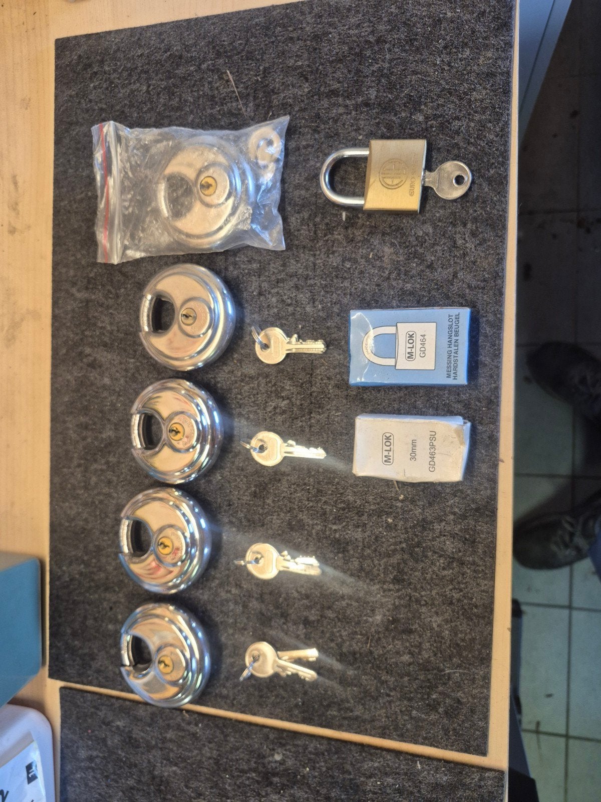 set diverse sloten, Ophalen of Verzenden, Zo goed als nieuw, Inox, Slot