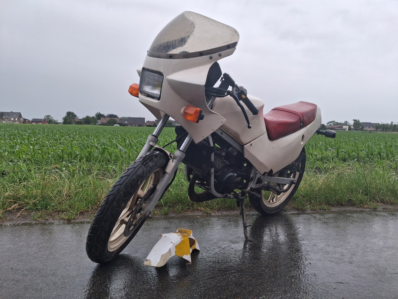 Suzuki RG 80/50 TS, Vélos & Vélomoteurs, Pièces de cyclomoteur | Général, Enlèvement, Réservoir